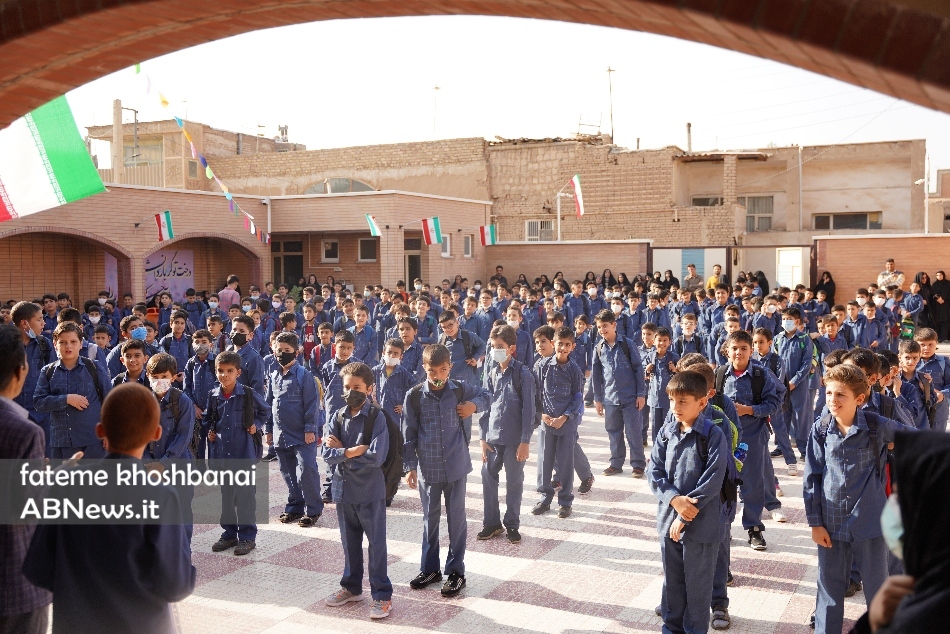 اول مهر در مدرسه عظیمی آران و بیدگل